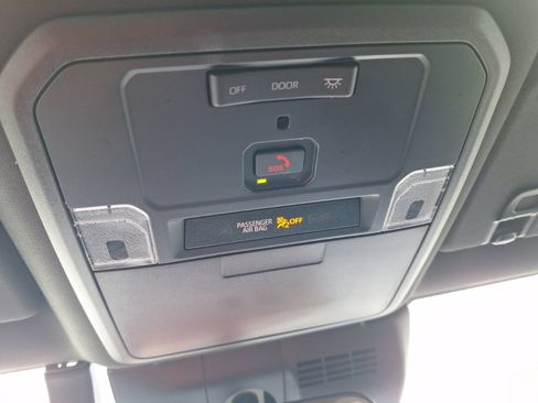 Used 2026 Toyota Tacoma SR AWD/4WD image 27