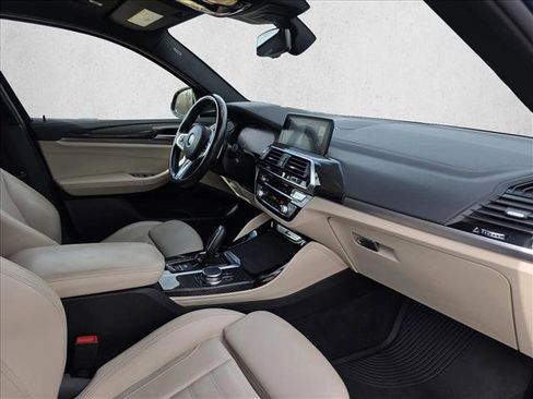 Used 2021 BMW X4 M40i w/ Premium Package image 9