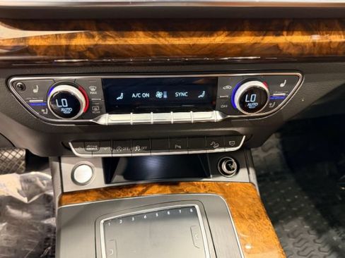 Used 2018 Audi Q5 Prestige w/ Prestige Package AWD/4WD image 21