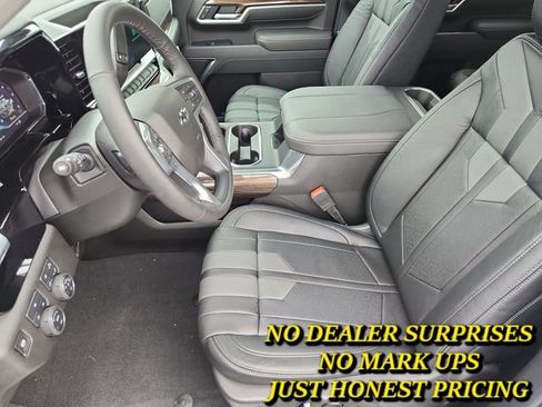 New 2025 Chevrolet Silverado 2500 LT w/ Trail Boss Package image 19