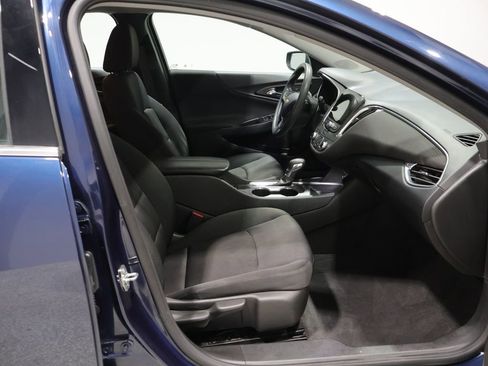 Used 2021 Chevrolet Malibu LT FWD image 22