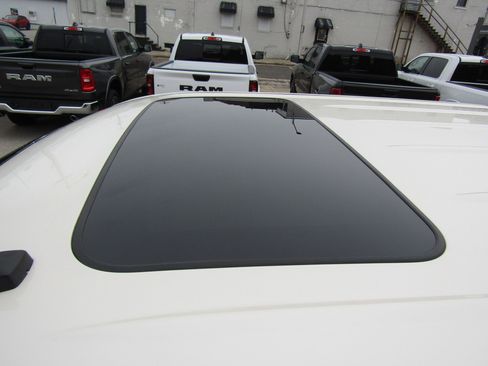 Used 2014 Chevrolet Silverado 1500 LTZ Z71 w/ LTZ Plus Package image 9