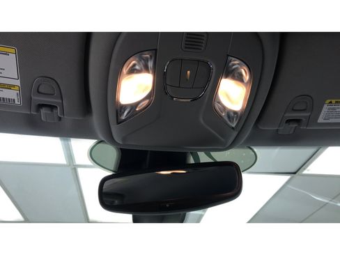 Used 2022 Jeep Compass Limited AWD/4WD image 18