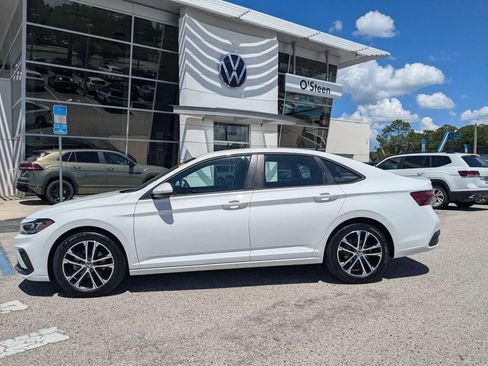 Certified 2026 Volkswagen Jetta Sport FWD image 3