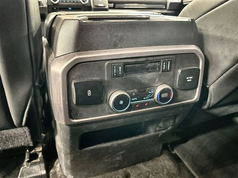 Used 2018 Ford Expedition Platinum image 29