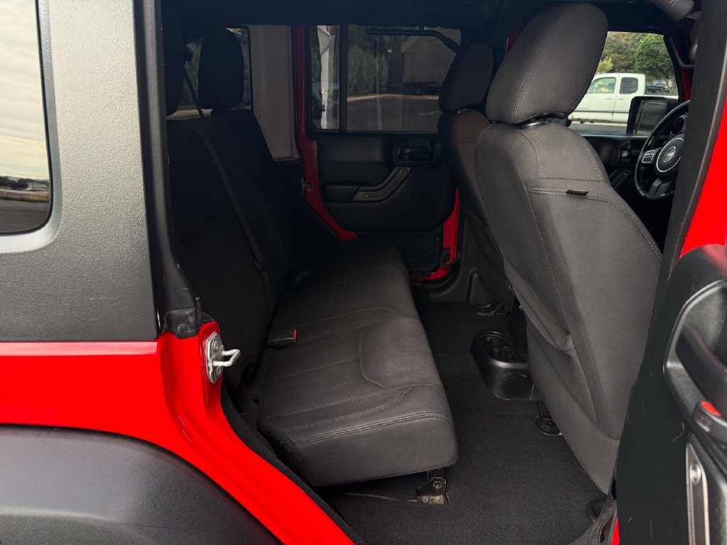 Used 2018 Jeep Wrangler Unlimited Sport S AWD/4WD image 36