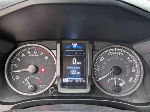 Used 2023 Toyota Tacoma TRD Sport AWD/4WD image 12