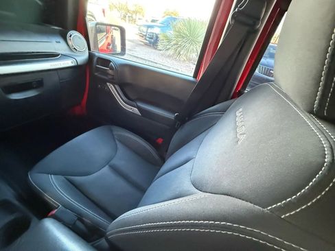 Used 2016 Jeep Wrangler Unlimited Sahara w/ Connectivity Group image 48