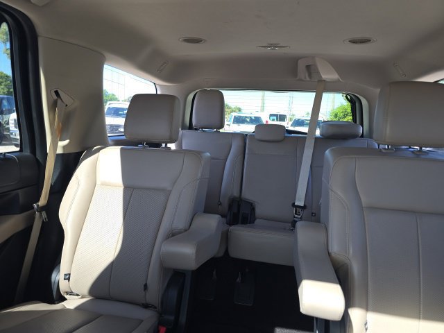 Used 2023 Ford Expedition XLT RWD image 17