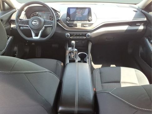 Used 2023 Nissan Altima 2.5 SV FWD image 21