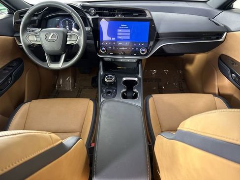 Used 2023 Lexus RZ 450e Premium image 26