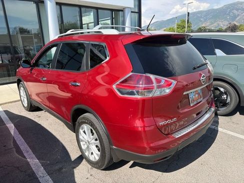 Used 2015 Nissan Rogue SV AWD/4WD image 7