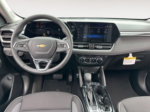 New 2026 Chevrolet TrailBlazer LT w/ Convenience Package AWD/4WD image 31