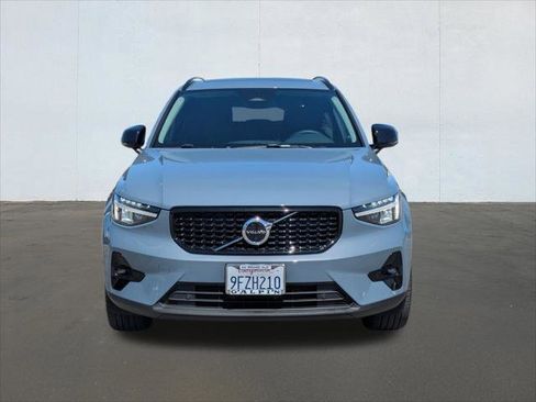 New 2026 Volvo XC90 T8 Plus w/ Protection Package Premier AWD/4WD image 8
