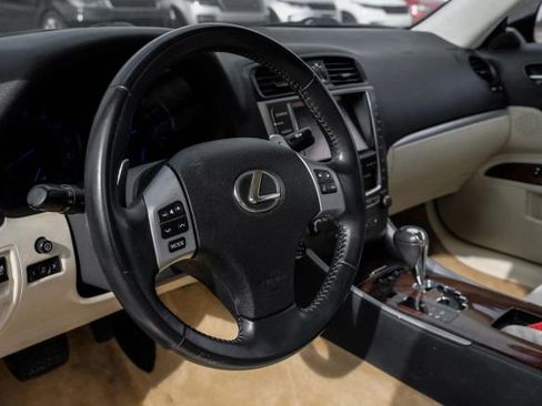 Used 2014 Lexus IS 350C image 28