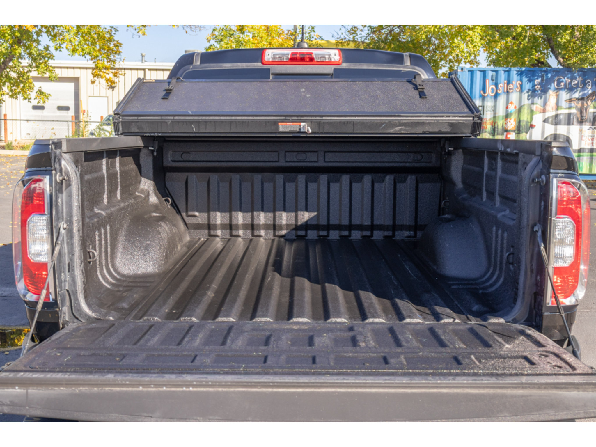 Used 2018 GMC Canyon SLT w/ Trailering Package AWD/4WD image 14