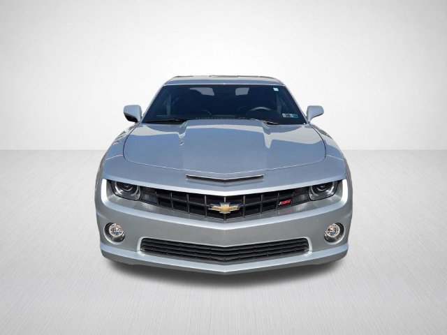 Used 2010 Chevrolet Camaro SS w/ RS Package RWD image 5