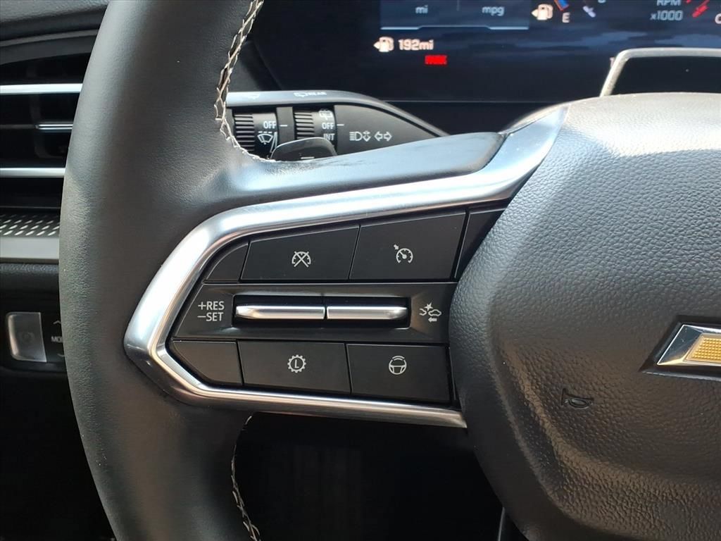 Used 2025 Chevrolet Traverse LT w/ Enhanced Driving Package FWD image 21