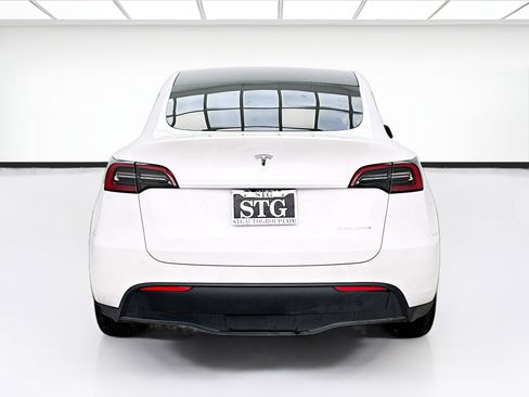 Used 2025 Tesla Model Y Long Range AWD/4WD image 5