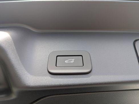 New 2026 Land Rover Range Rover Evoque Dynamic SE image 12