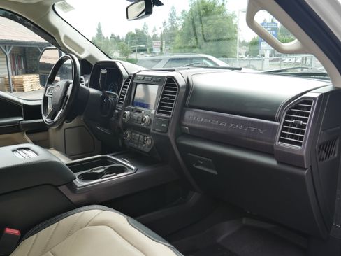 Used 2021 Ford F350 Limited AWD/4WD image 31