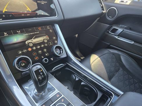 Used 2020 Land Rover Range Rover Sport SVR AWD/4WD image 16