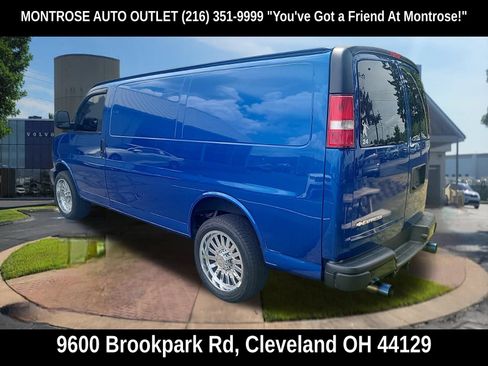 Used 2019 Chevrolet Express 2500 w/ Enhanced Convenience Package RWD image 6