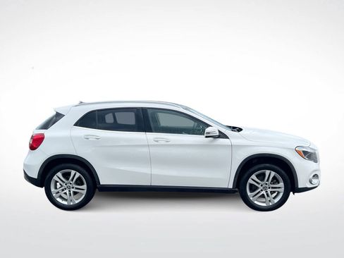 Used 2019 Mercedes-Benz GLA 250 4MATIC image 9