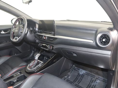 Used 2022 Kia Forte GT w/ GT2 Package FWD image 40