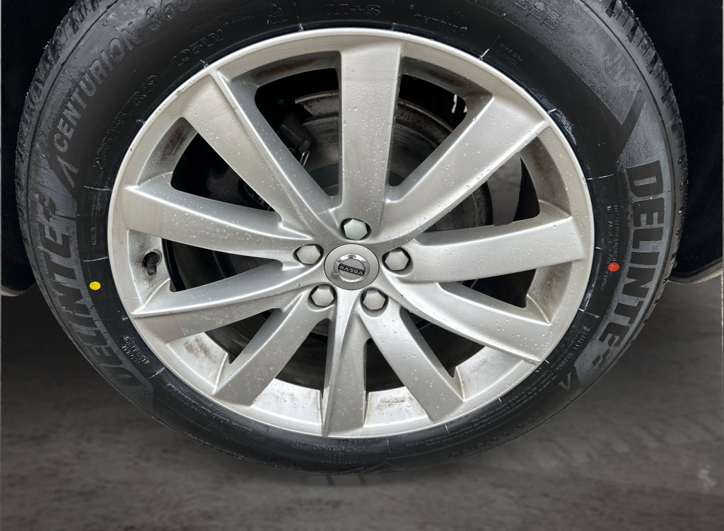 Used 2017 Volvo XC90 T6 Momentum w/ Vision Package AWD/4WD image 19