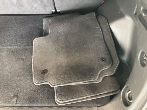 Used 2024 Chevrolet Equinox LT image 30