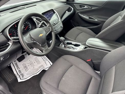 Used 2024 Chevrolet Malibu LT image 9