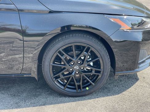 New 2026 Nissan Altima 2.5 SR w/ SR Midnight Edition Package FWD image 25