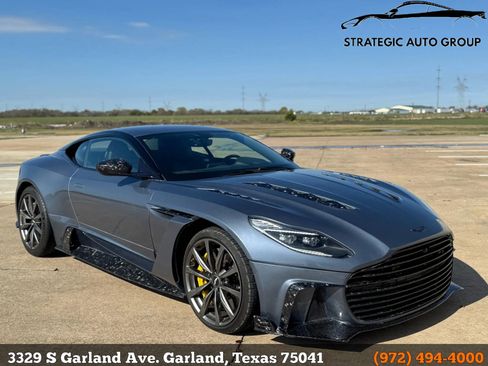 Used 2017 Aston Martin DB11 V12 image 2
