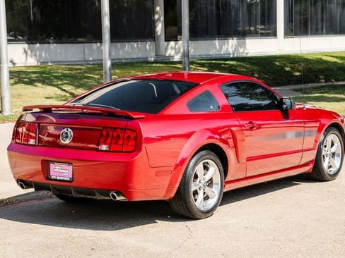 Used 2007 Ford Mustang GT Premium image 10