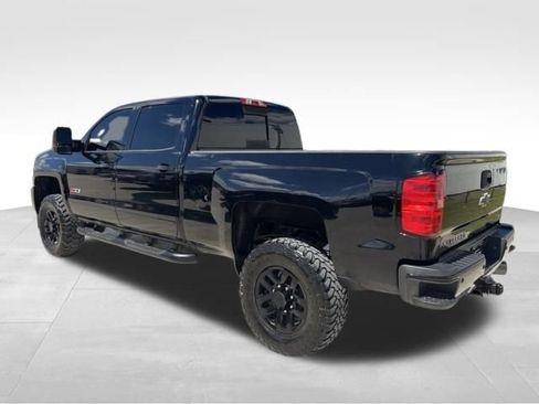 Used 2019 Chevrolet Silverado 2500 LTZ w/ Duramax Plus Package image 6