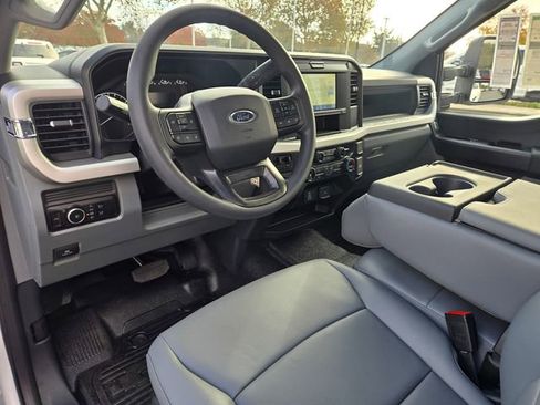 New 2026 Ford F250 XL w/ XL Chrome Package image 11