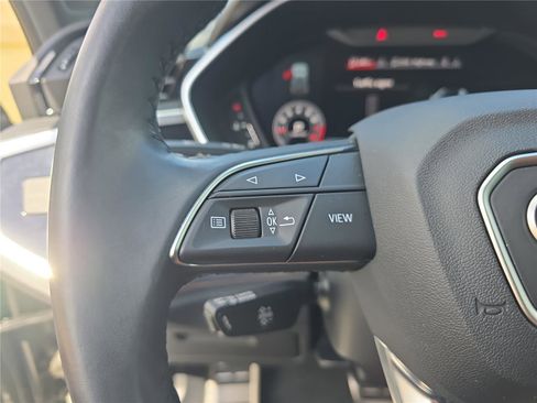 Used 2020 Audi Q3 2.0T Premium Plus image 24