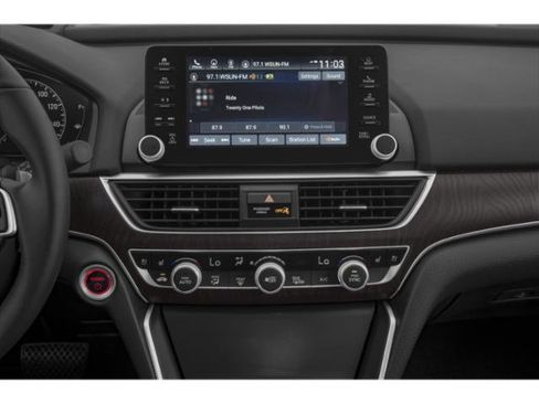 Used 2021 Honda Accord Touring image 10