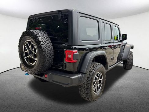 Used 2023 Jeep Wrangler Unlimited Rubicon 4xe AWD/4WD image 14