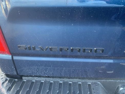 Used 2022 Chevrolet Silverado 1500 RST w/ Convenience Package II image 9
