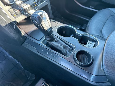 Used 2018 Ford Explorer XLT w/ Equipment Group 202A image 20