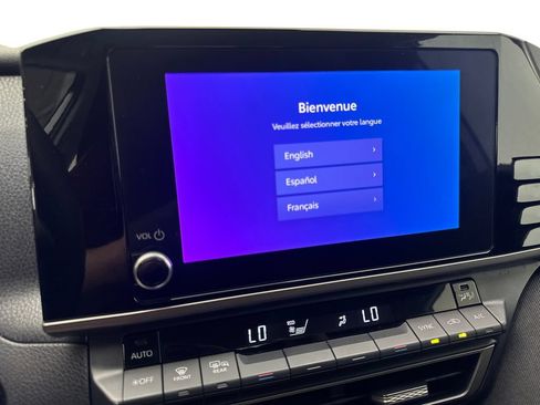 Used 2025 Toyota Camry LE FWD image 63