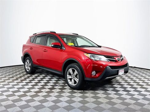 Used 2015 Toyota RAV4 XLE image 10