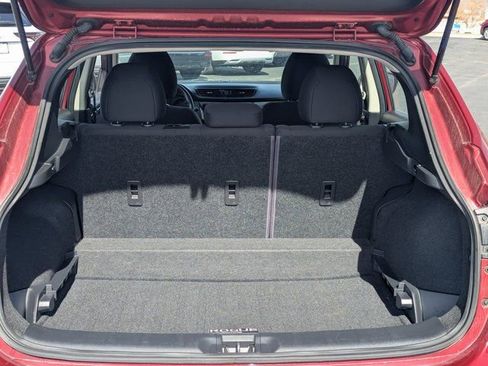 Used 2022 Nissan Rogue Sport S image 28