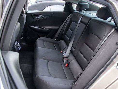 Used 2024 Chevrolet Malibu LT FWD image 22