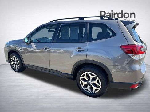 Used 2024 Subaru Forester Premium AWD/4WD image 5