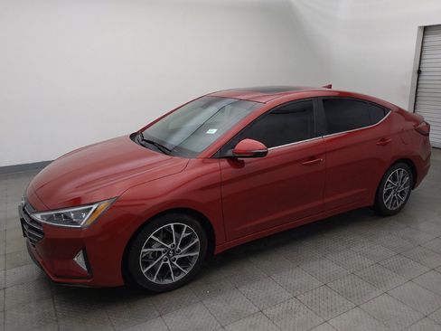 Used 2019 Hyundai Elantra Limited w/ Ultimate Package 02 FWD image 2