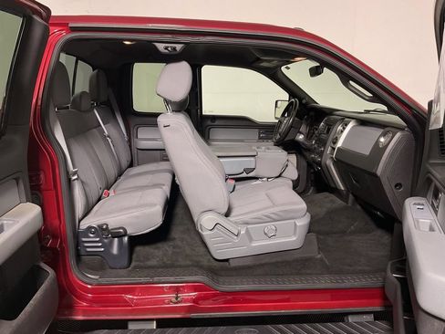Used 2014 Ford F150 XLT w/ Equipment Group 302A Luxury AWD/4WD image 30