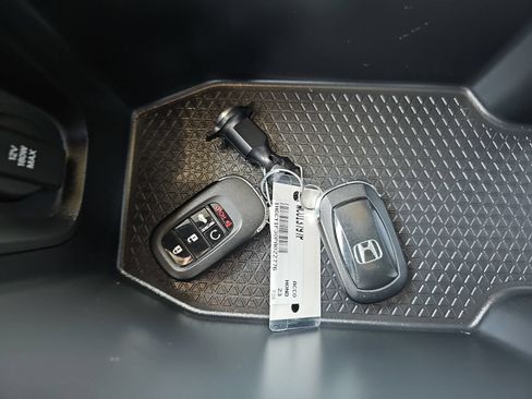 Used 2023 Honda Accord EX image 37